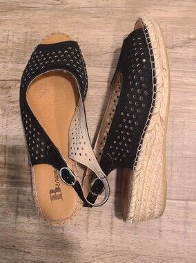 Browns Black Laser Cutout Peep Toe Espadrille Wedge Sandals 💗